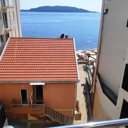 Apartmani Luka - Vila Brzulovic Rafailovići Exteriér fotografie
